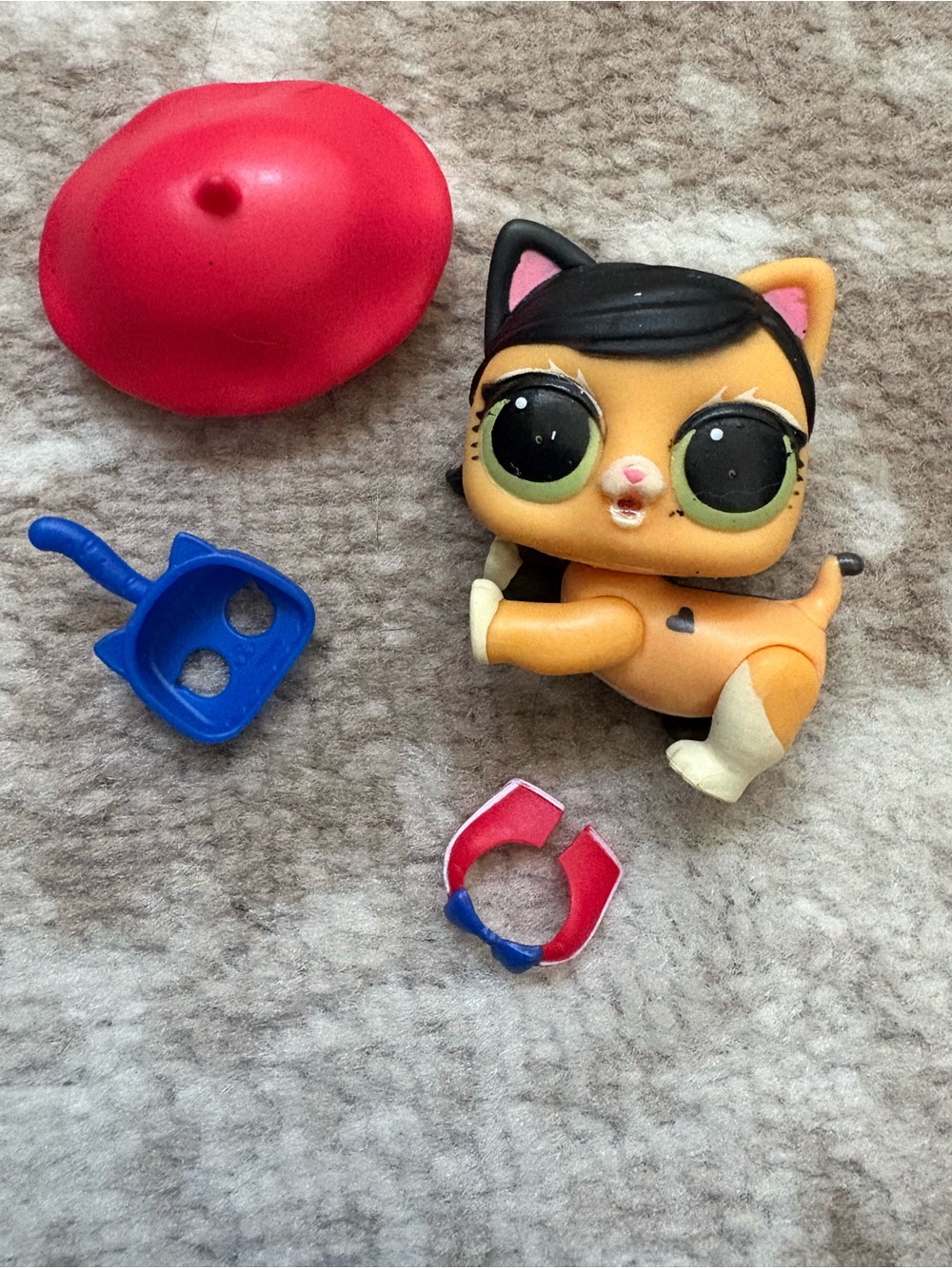 L.O.L. Surprise! Pets Fuzzy Fan & Accessories